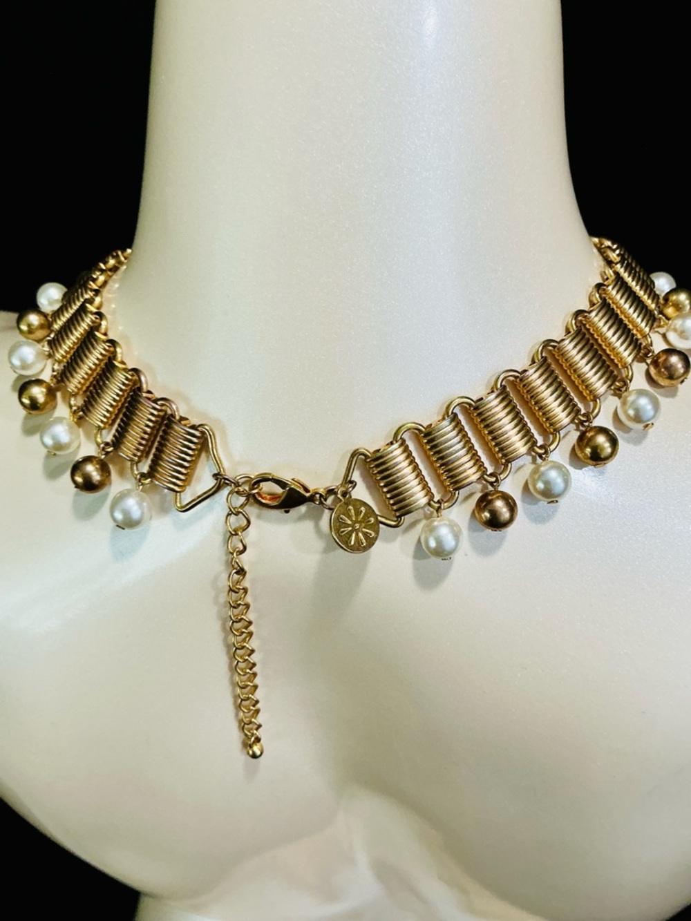 VTG QVC Gold & Pearl Fringe Choker Necklace Casual Cocktail Bib Collar Lightwe - Picture 3 of 14